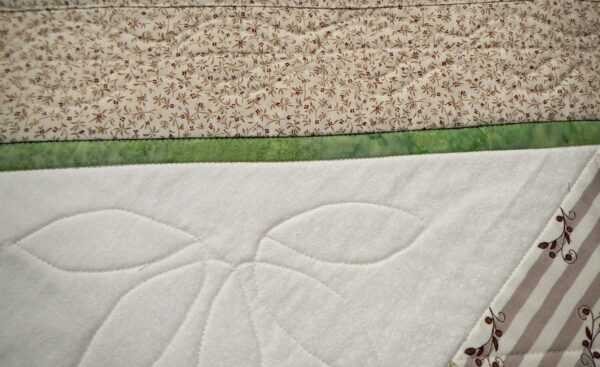 Designed-and-quilted-by-Castilleja-Cotton-3