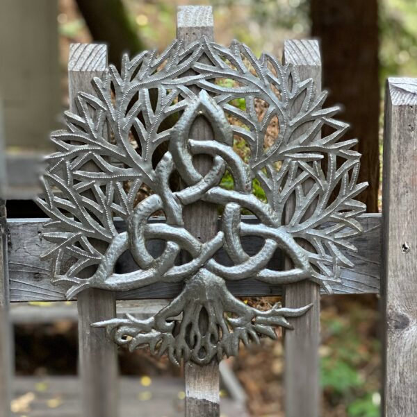 its-cactus-hatian-metal-art-9