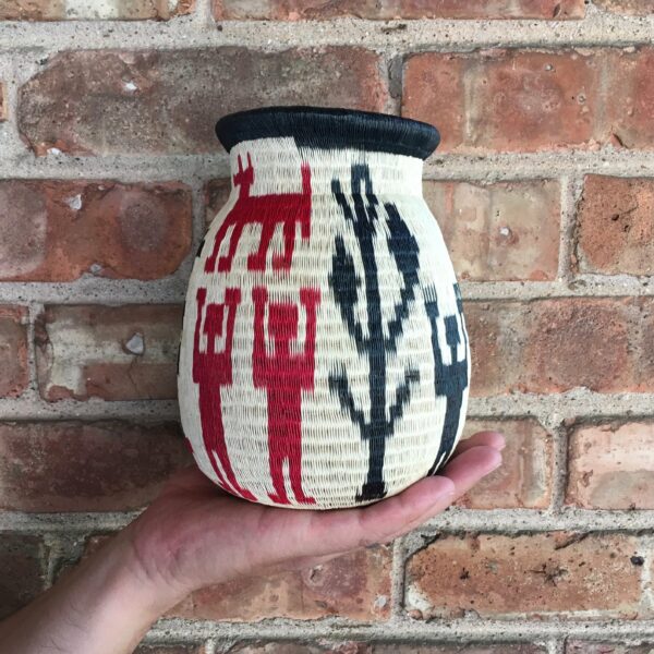 Wounaan Art Vase
